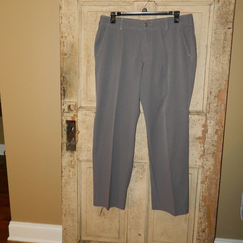 Under Armour Heatgear AirVent Pants Loose Fit Size 38 (N-32)